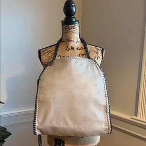 Elegant Light Gray Chain-Trimmed Women's Bag